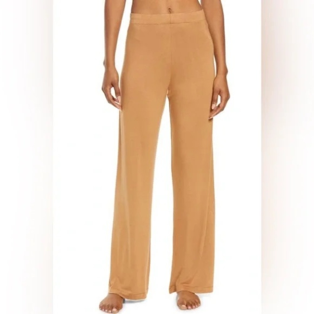 SKIMS Sleep Lounge set in Camel size M - Picture 3 of 5